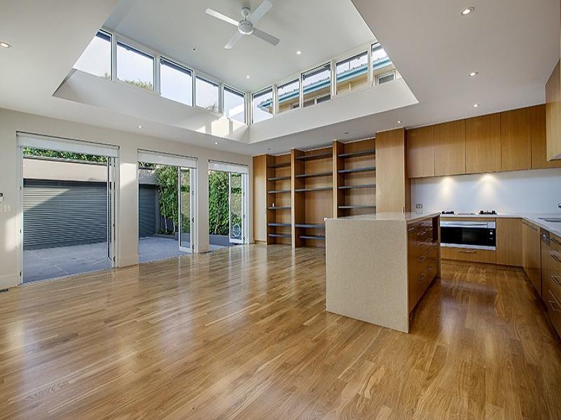 Gallery: 48 Foam Street