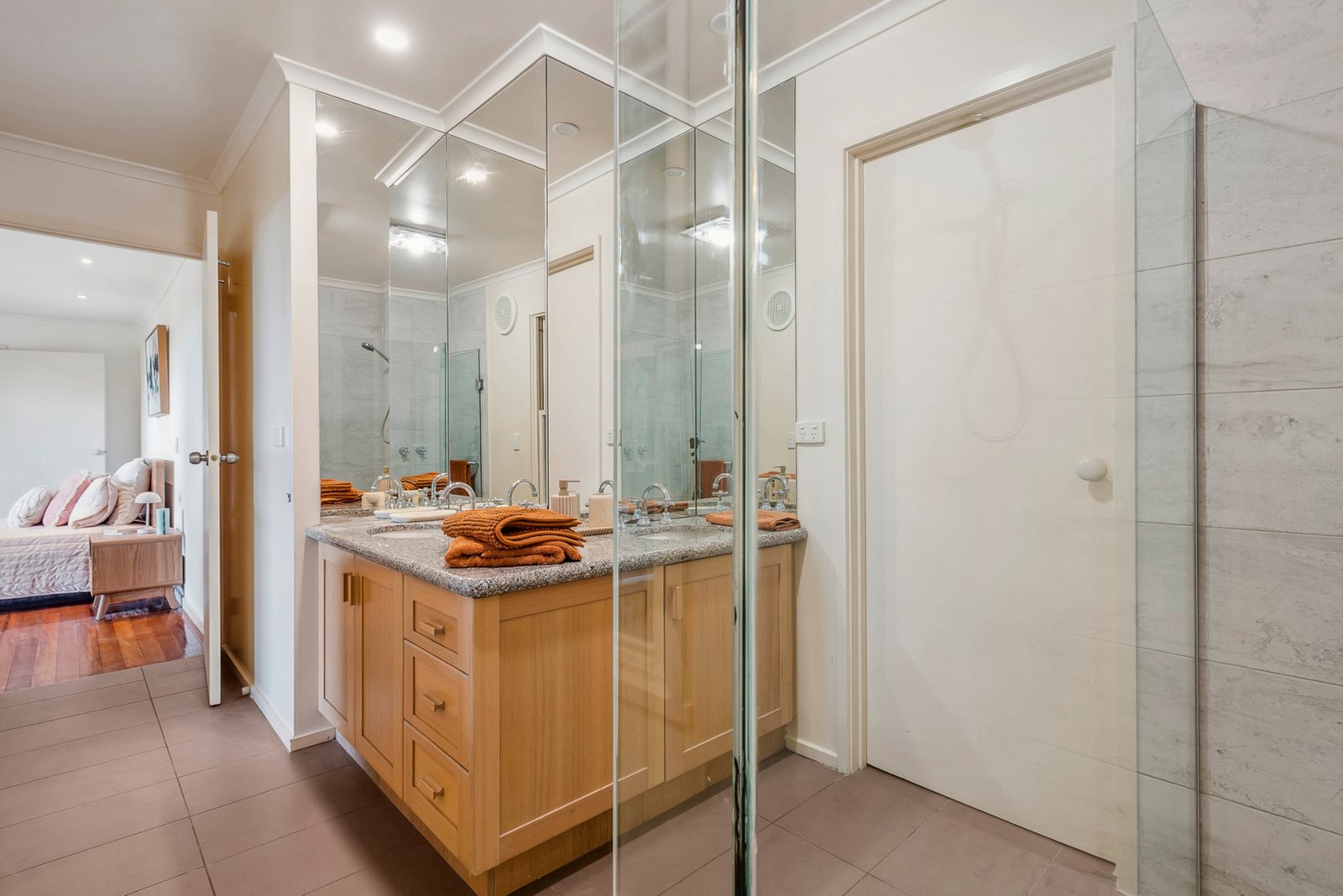 Real Estate and Property in 48 Glen Echo Court, Mount Macedon, VIC