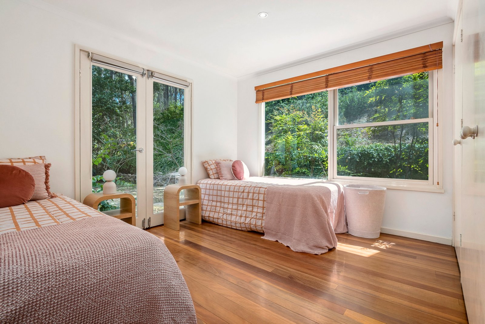 Real Estate and Property in 48 Glen Echo Court, Mount Macedon, VIC