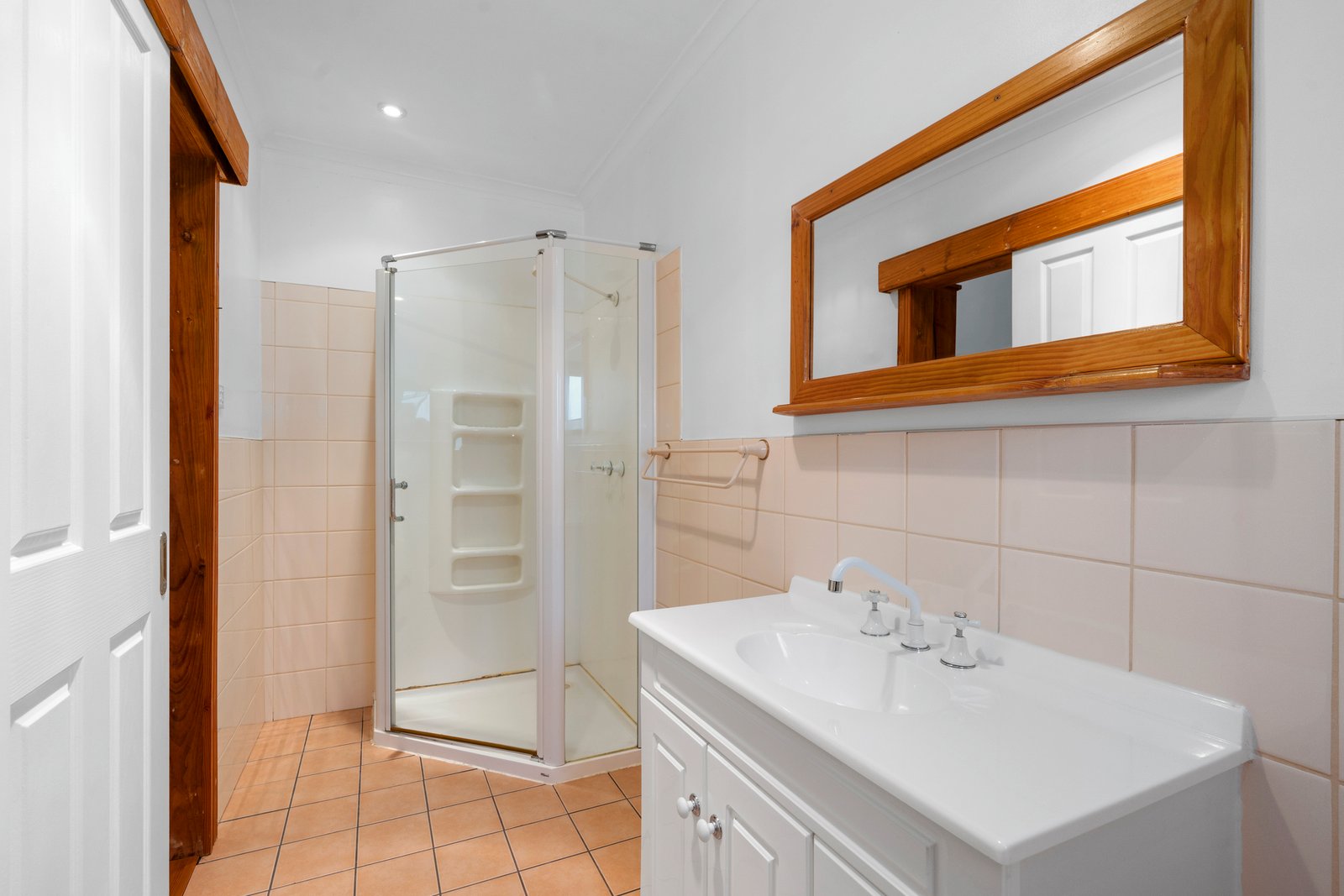 Real Estate and Property in 48 Gordon Grove, Preston, VIC