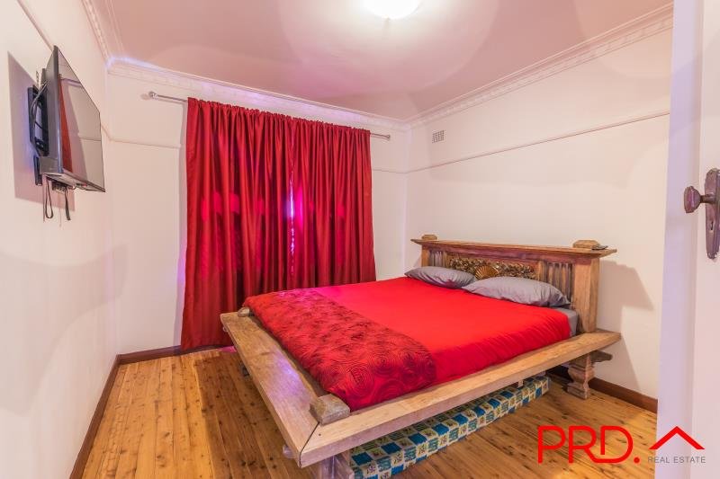 48 Gunnedah Rd  TAMWORTH 5