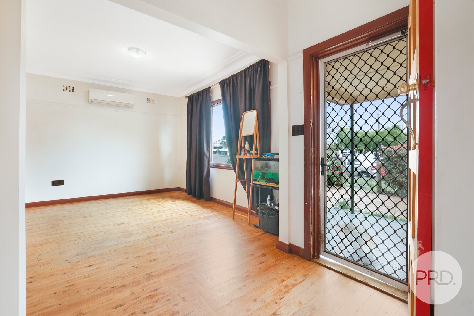 48 Gunnedah Road TAMWORTH 4