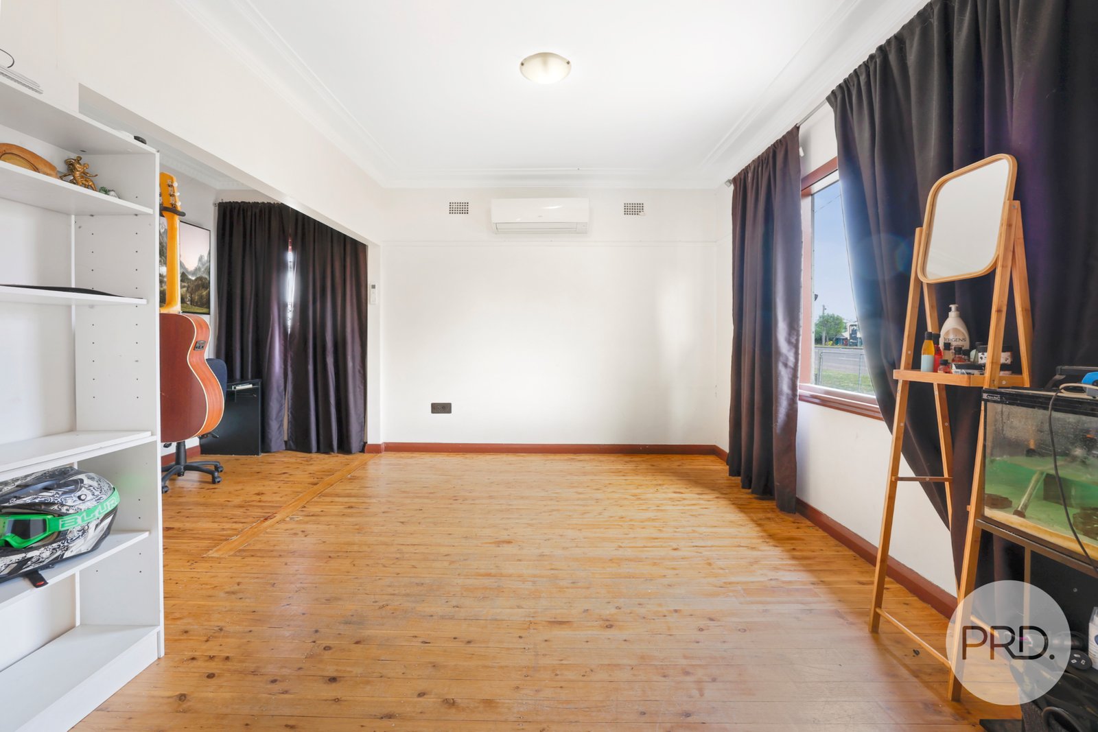 48 Gunnedah Road TAMWORTH 5