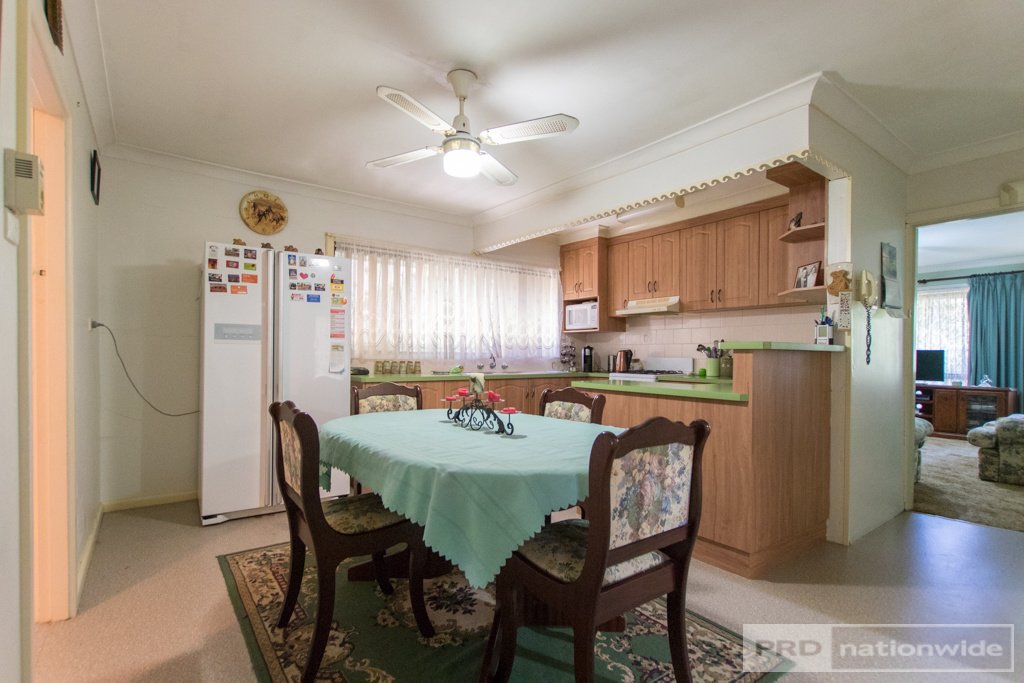 48 Herbert Street TUMUT 2