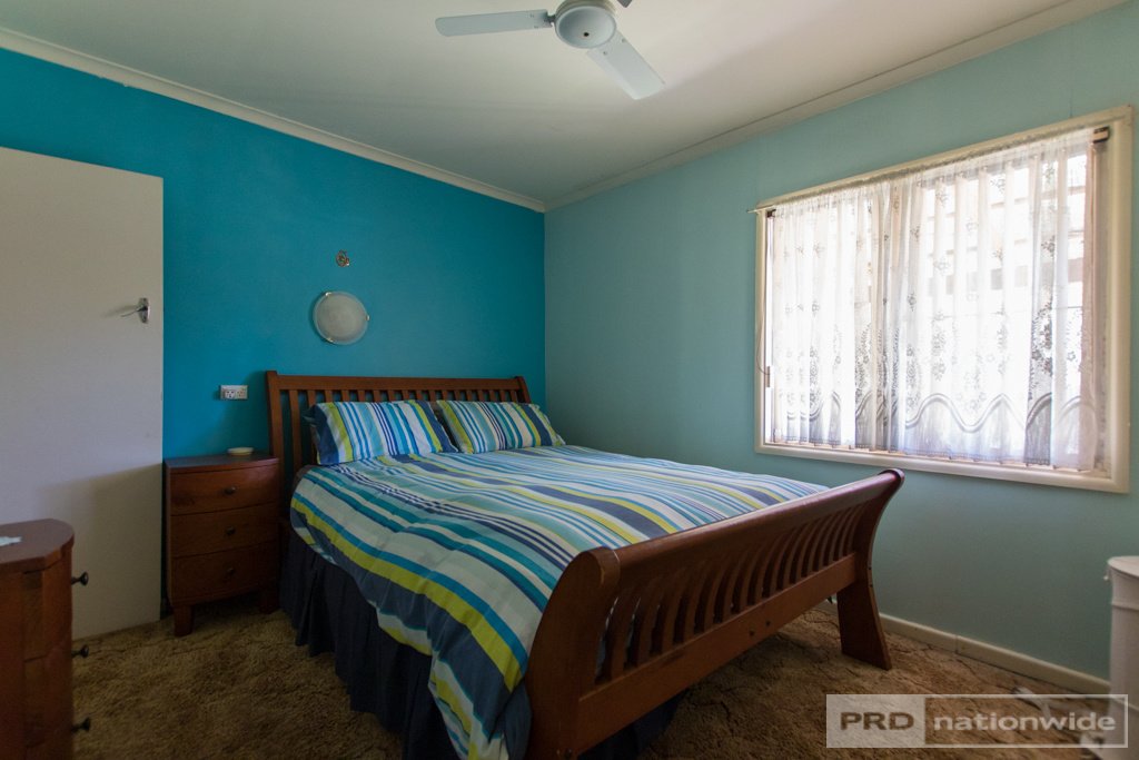48 Herbert Street TUMUT 8