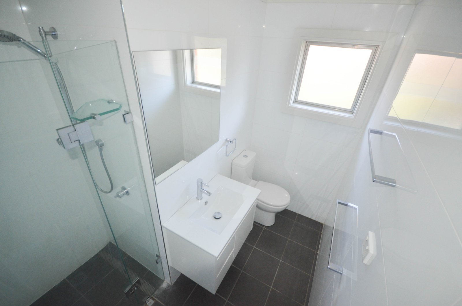 4/8 Higgins Avenue WAGGA WAGGA 4