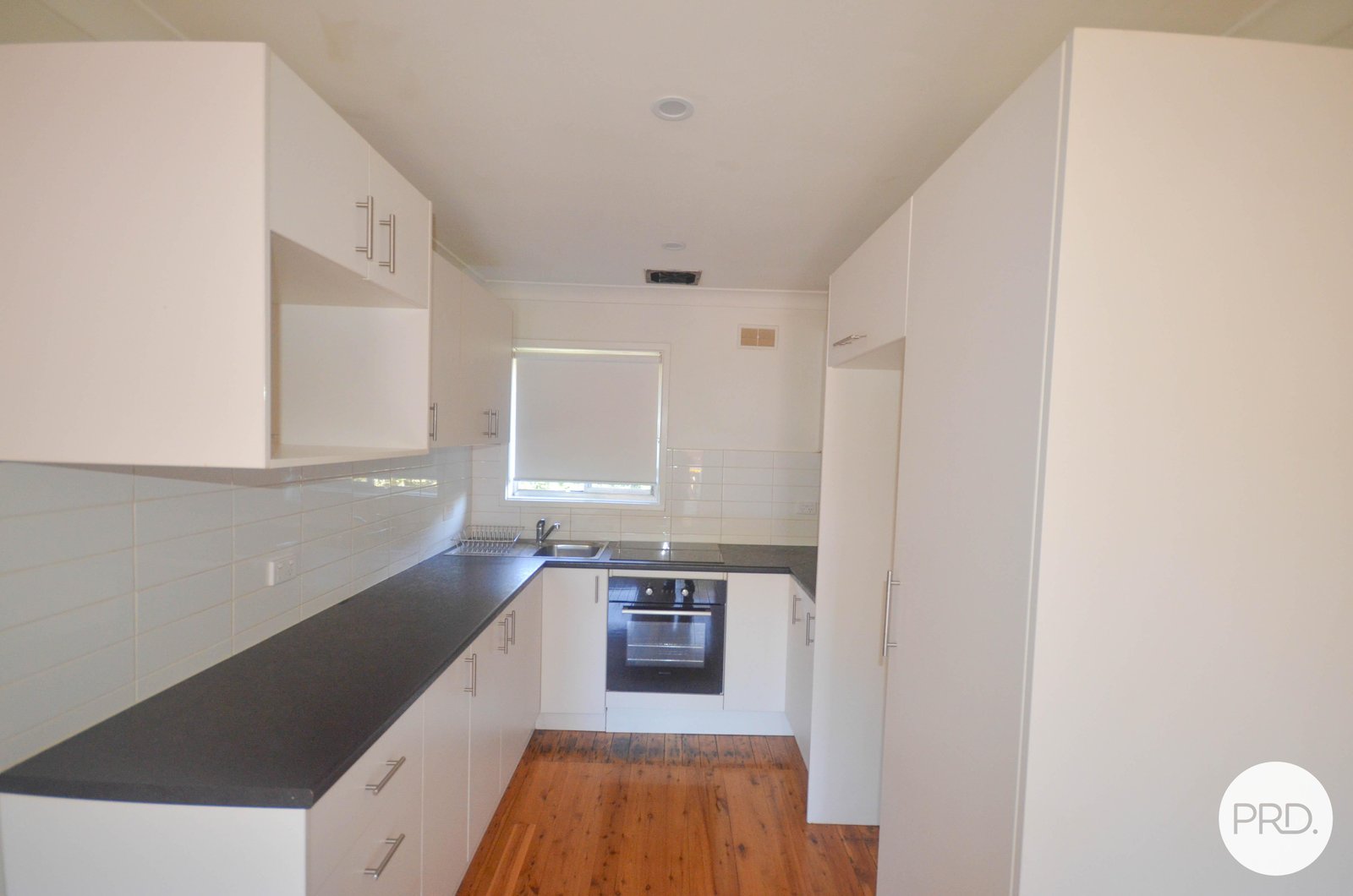 4/8 Higgins Avenue WAGGA WAGGA 4