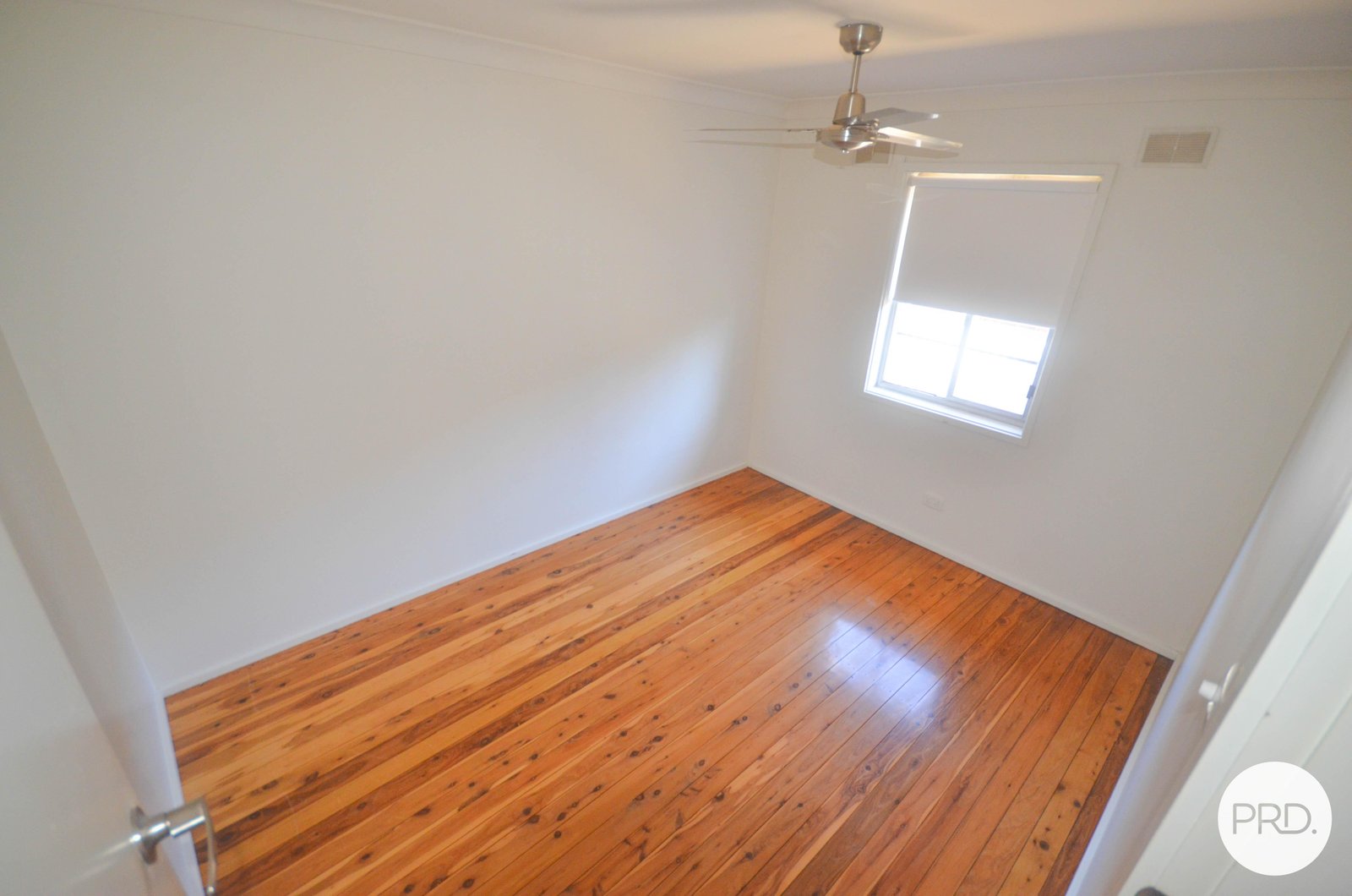 4/8 Higgins Avenue WAGGA WAGGA 7