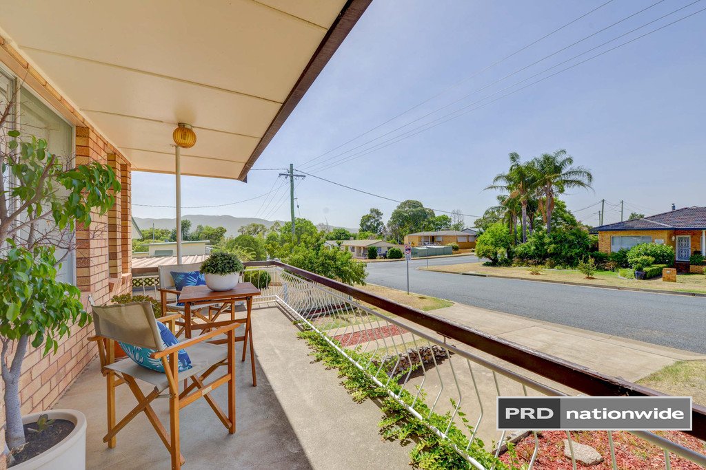 48 Holland Street TAMWORTH 3