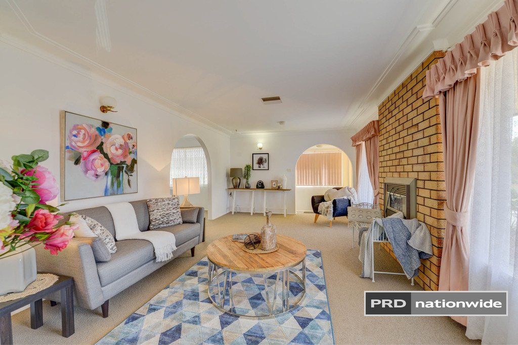 48 Holland Street TAMWORTH 15