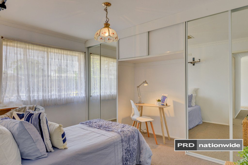 48 Holland Street TAMWORTH 19