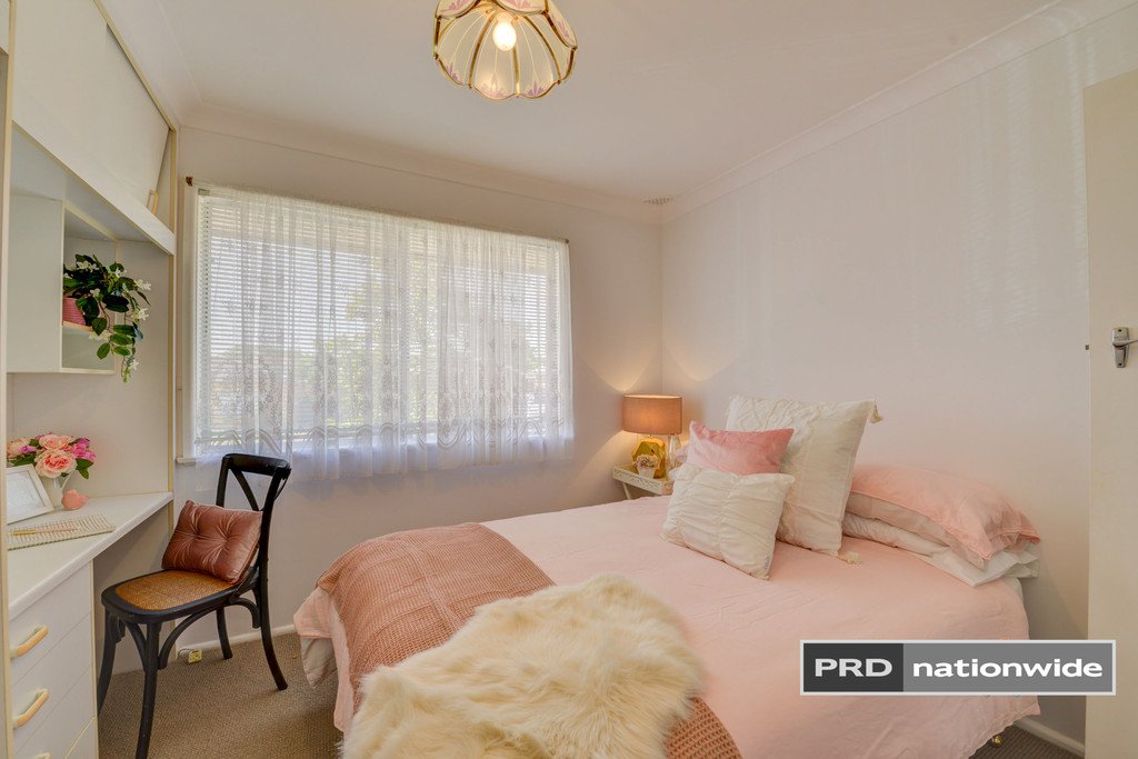 48 Holland Street TAMWORTH 20