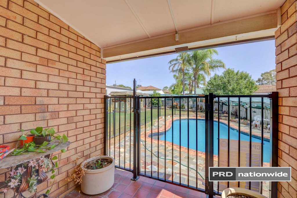 48 Holland Street TAMWORTH 23