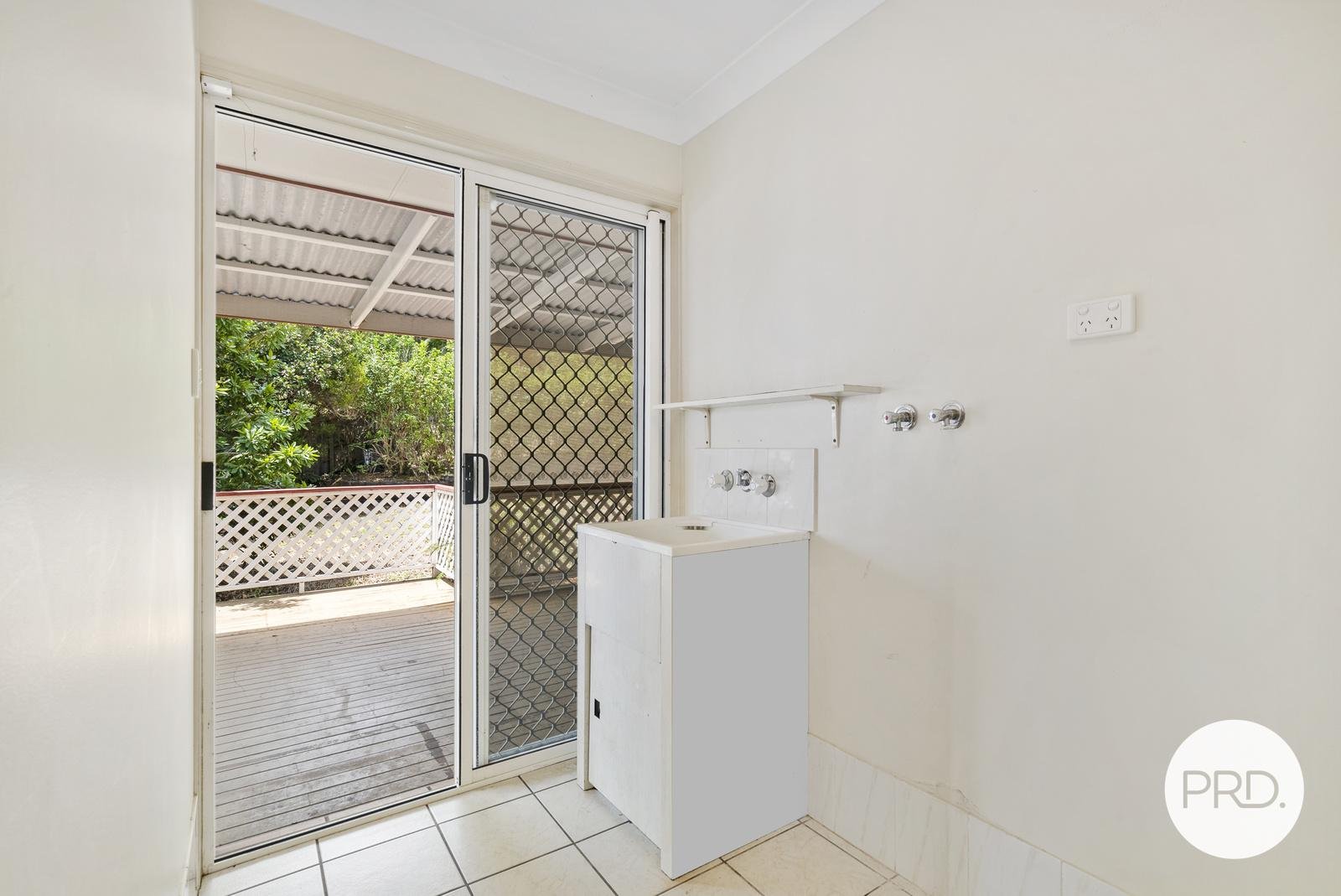 48 Honeymyrtle Drive BANORA POINT 12