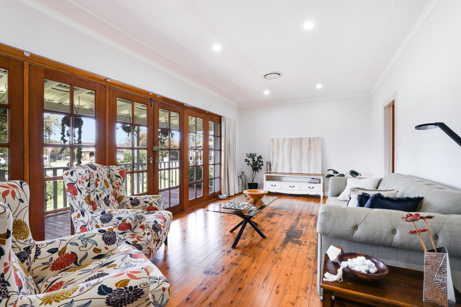 48 Horsley Road OAK FLATS 6