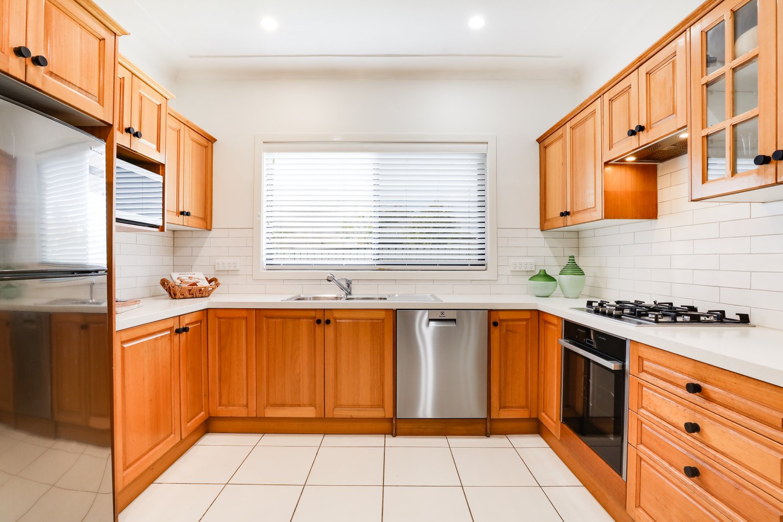 48 Horsley Road OAK FLATS 7