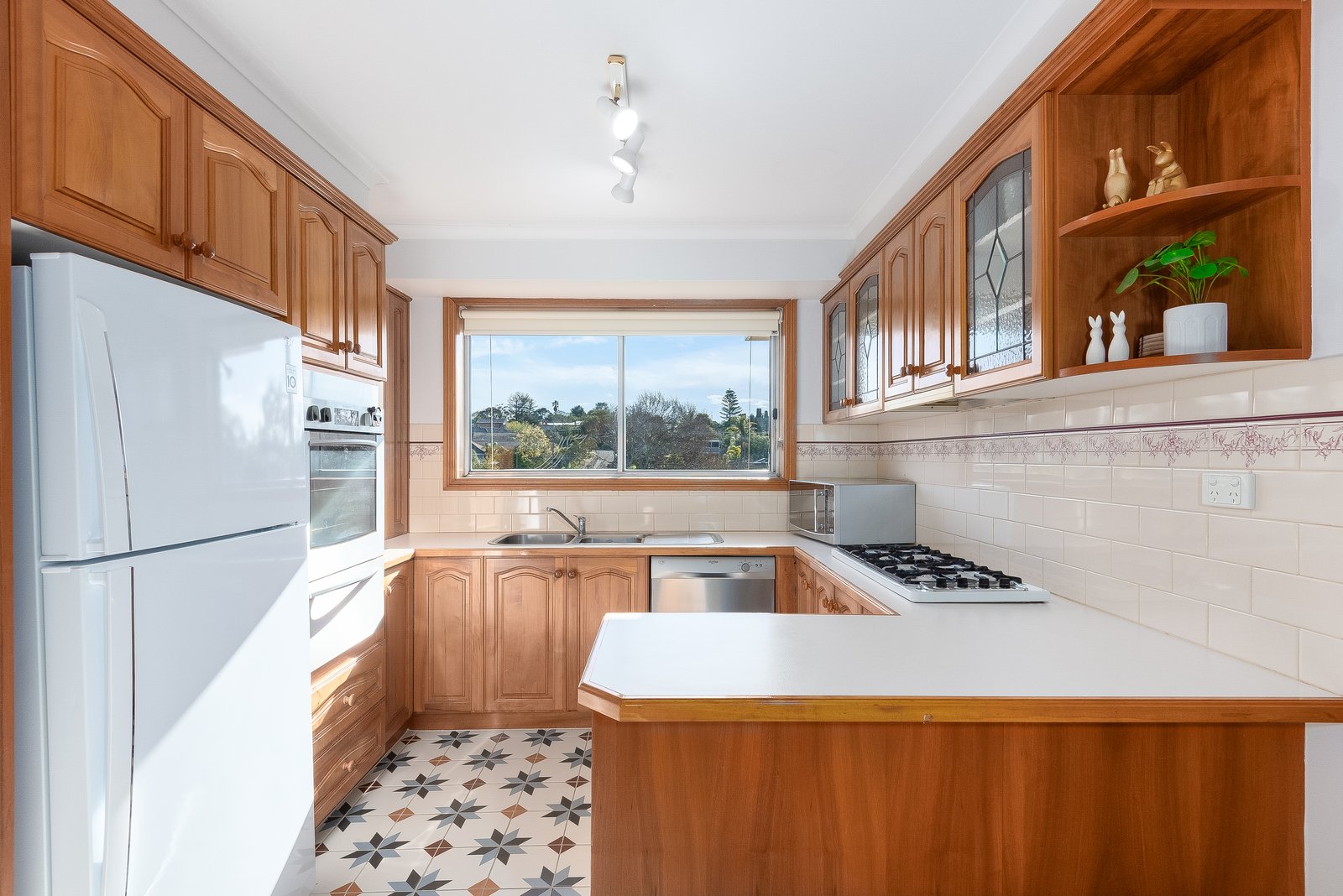Gallery: 48 Iona Avenue