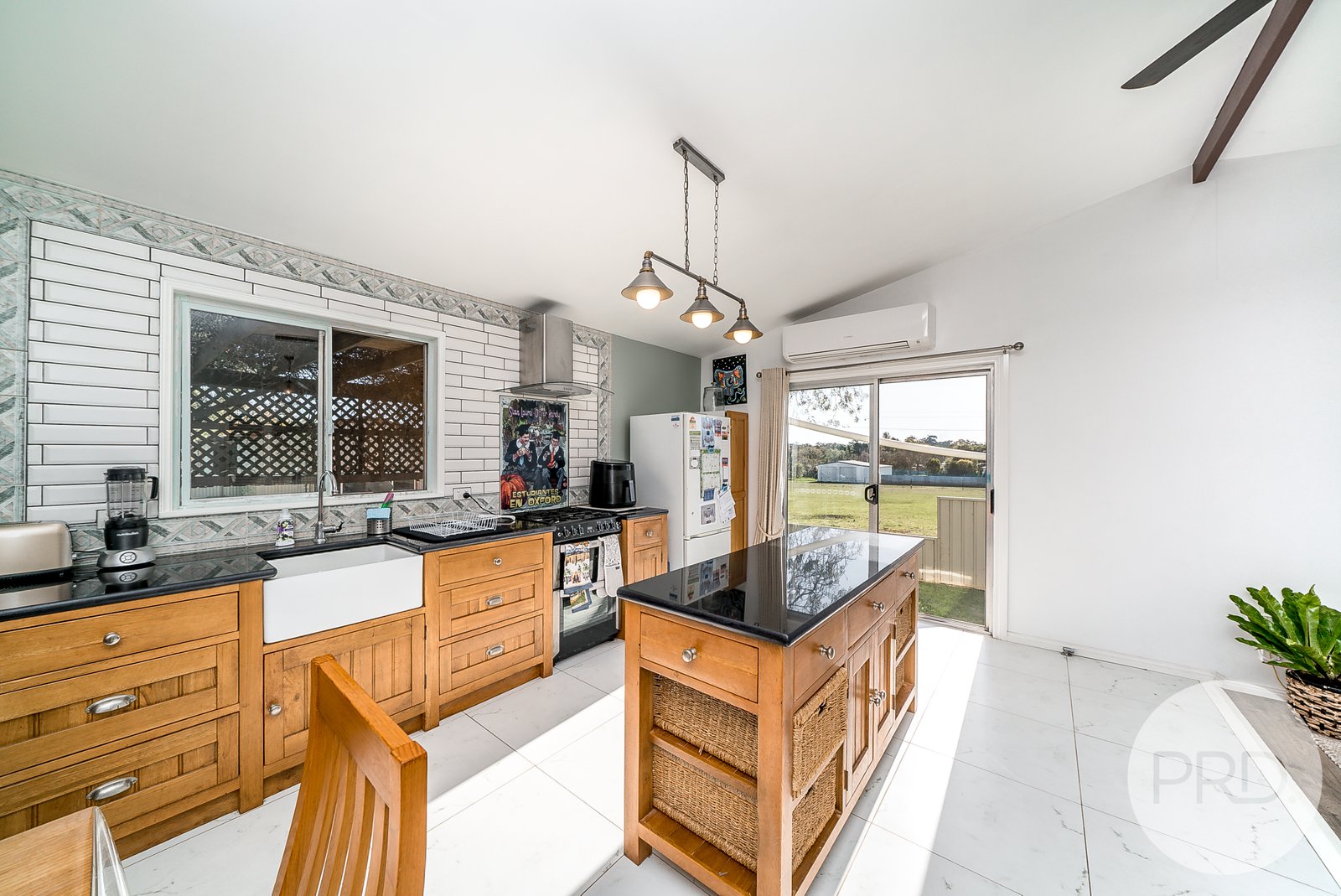 48 Iverach Street COOLAMON 5