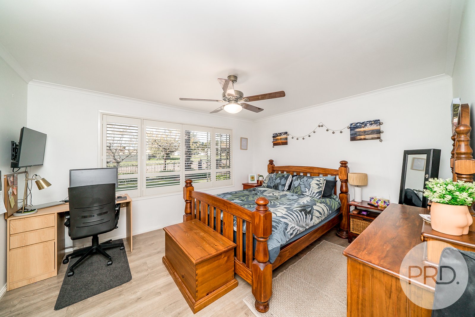 48 Iverach Street COOLAMON 10