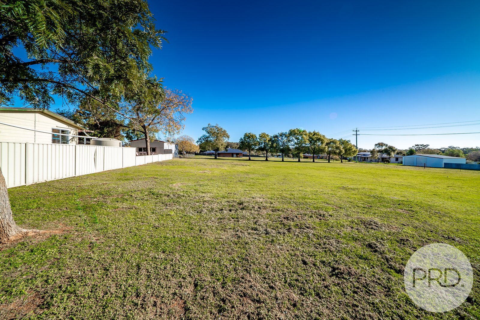 48 Iverach Street COOLAMON 23