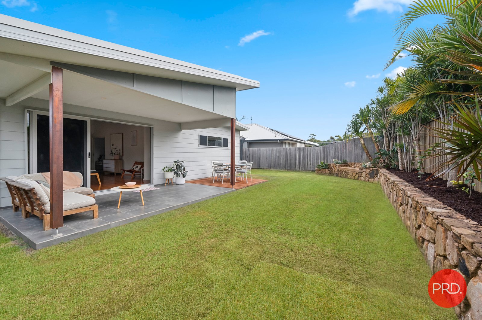 48 Ivory Circuit SAPPHIRE BEACH 25