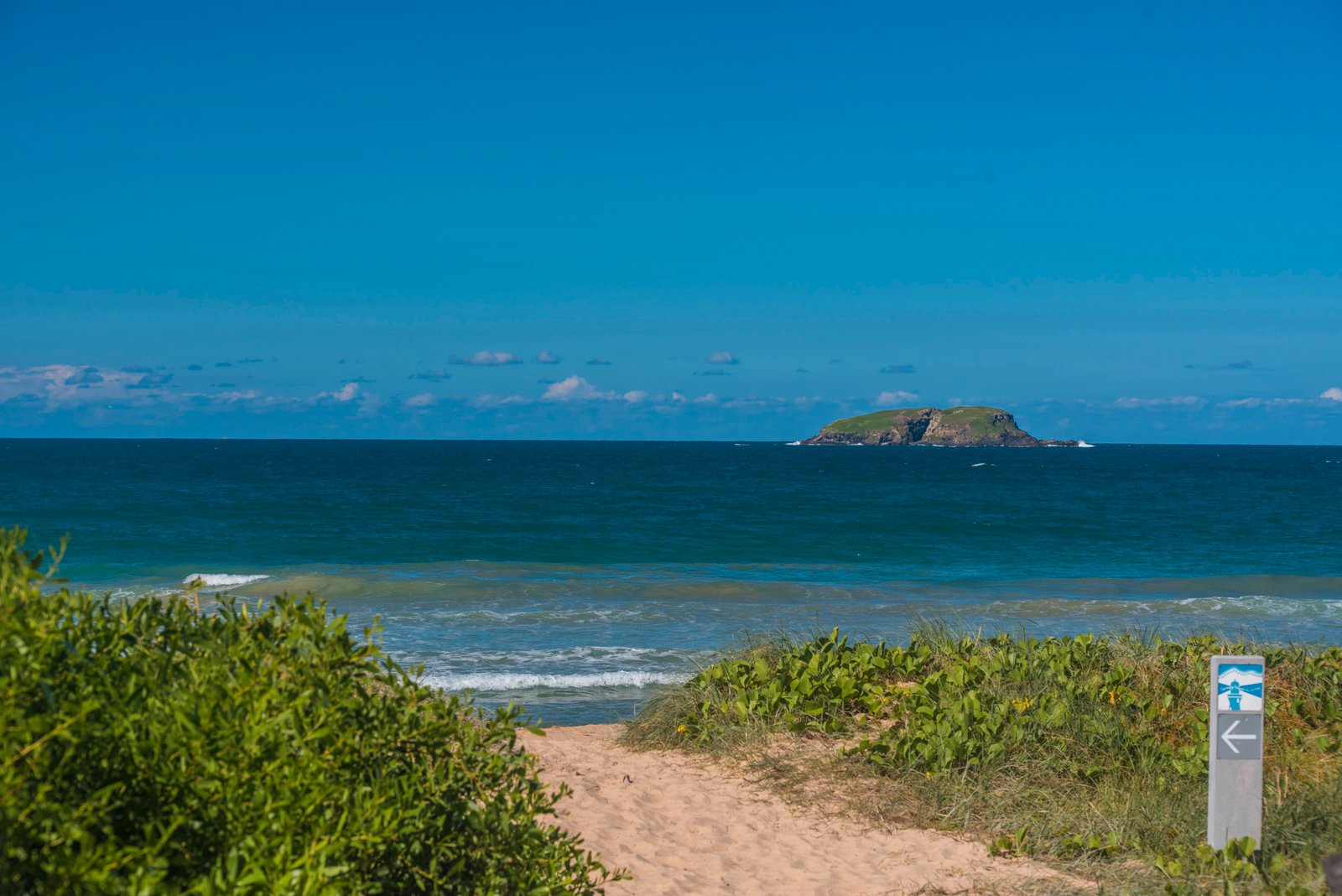 48 Ivory Circuit SAPPHIRE BEACH 32