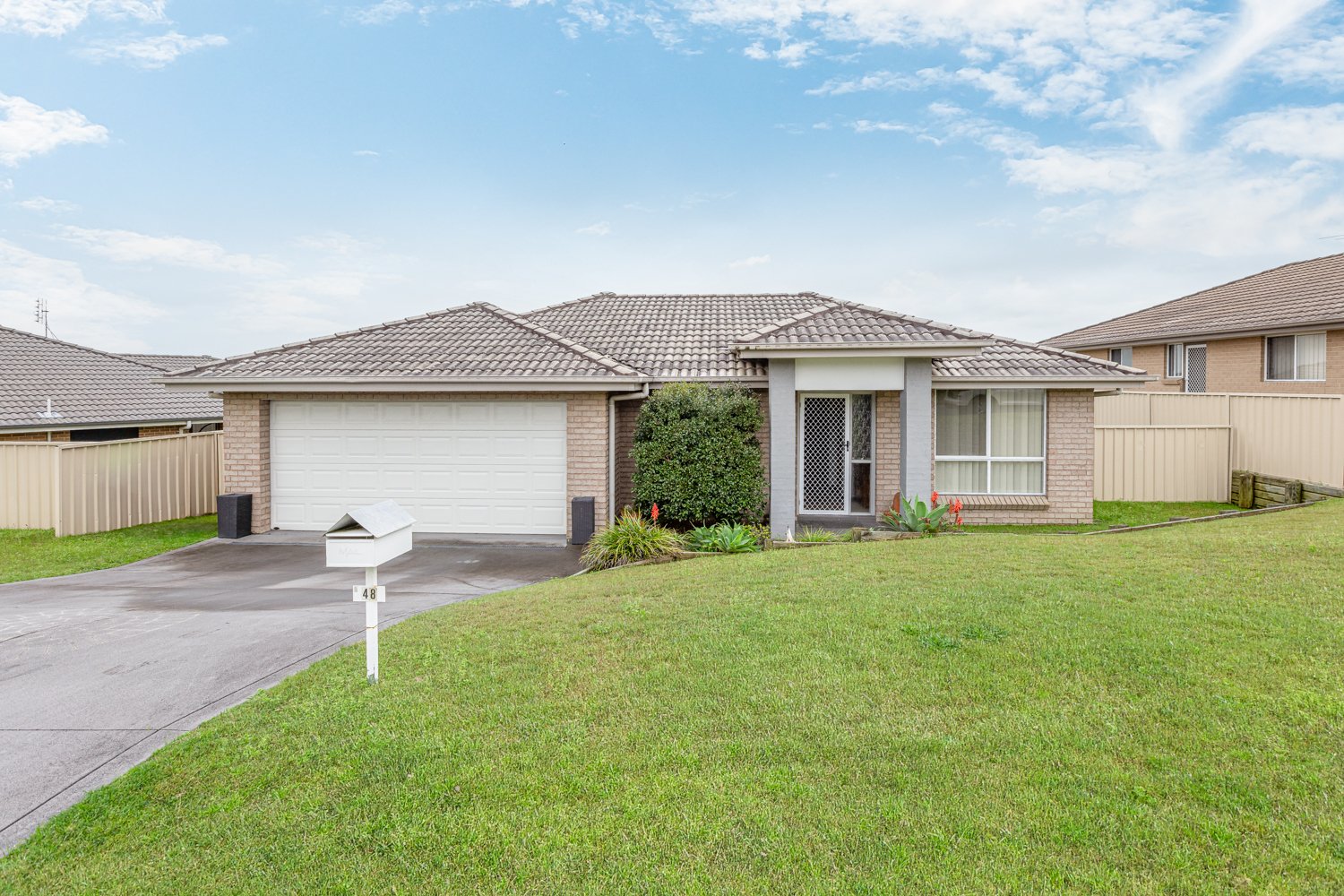 48 Jenna Drive RAWORTH 1