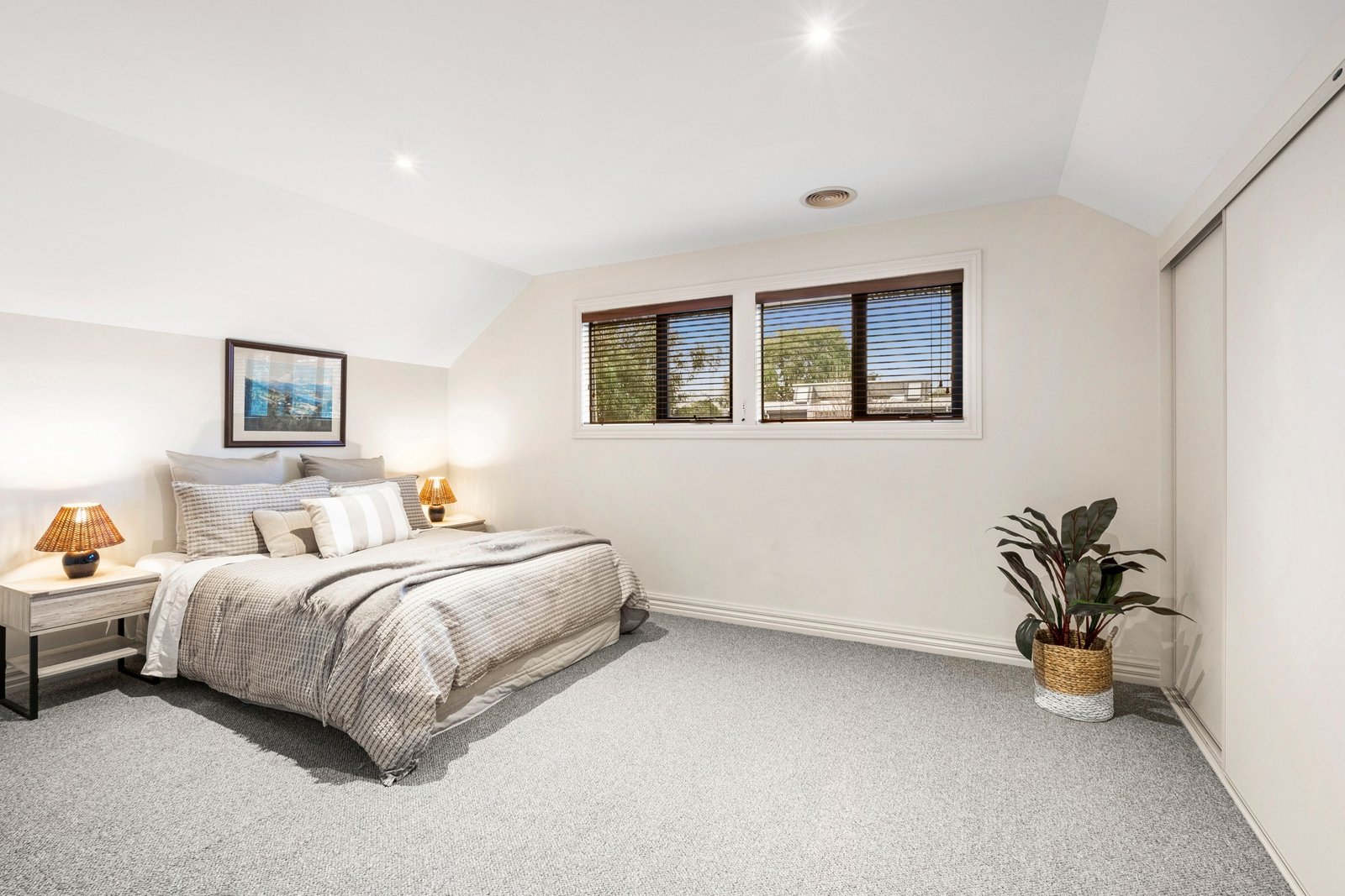 Real Estate and Property in 48 Jordan Road, Point Lonsdale, VIC