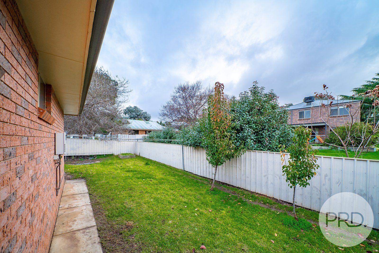 4/8 Kenneally Street KOORINGAL 9