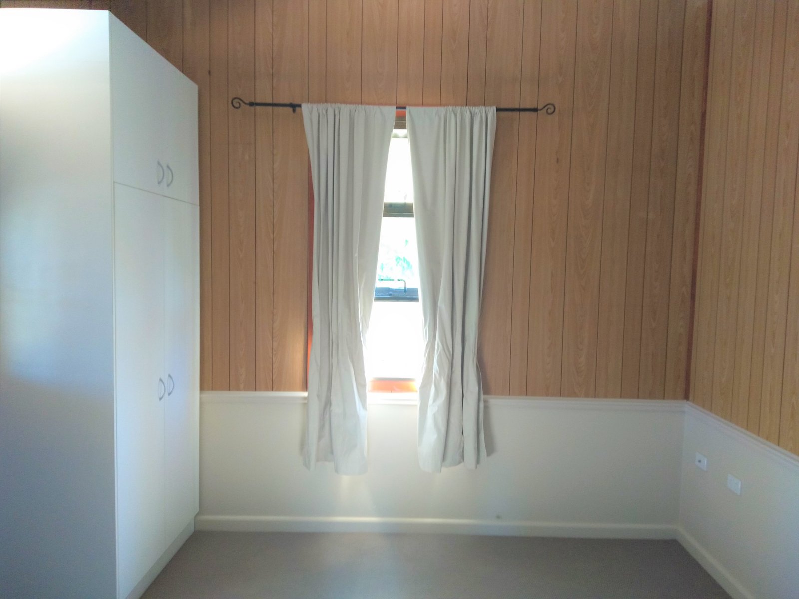 48 KOORAWATHA Drive BOROREN 8