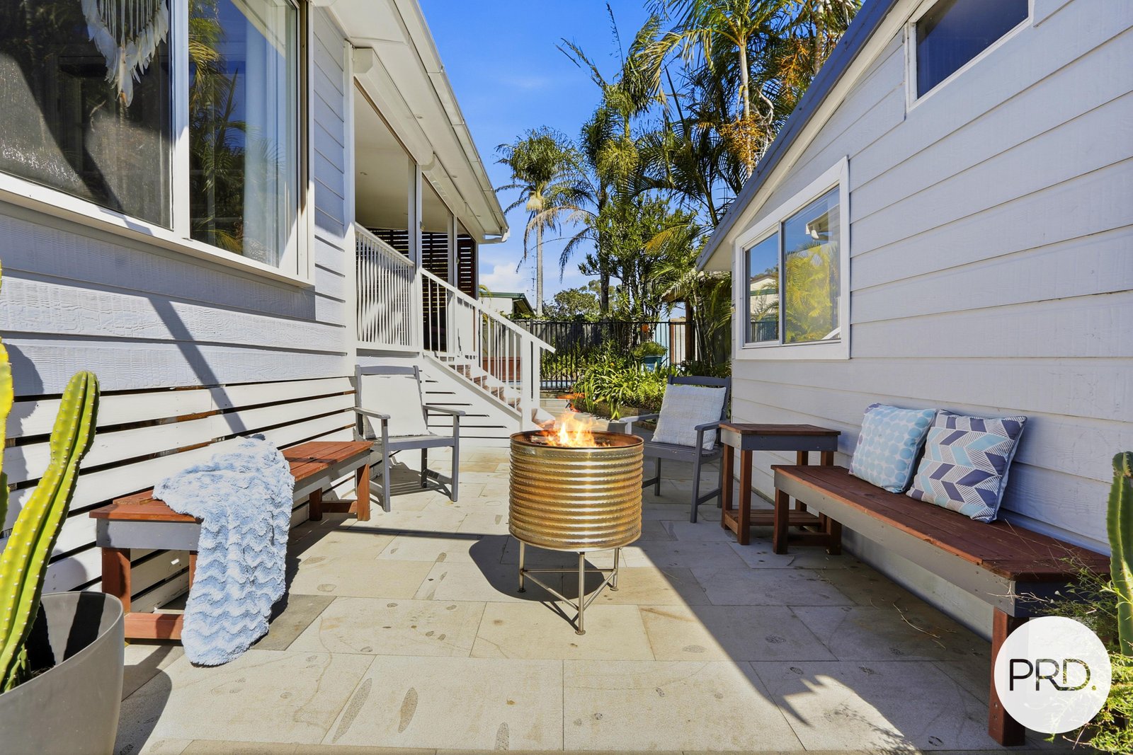 48 Lakelands Drive DAPTO 11