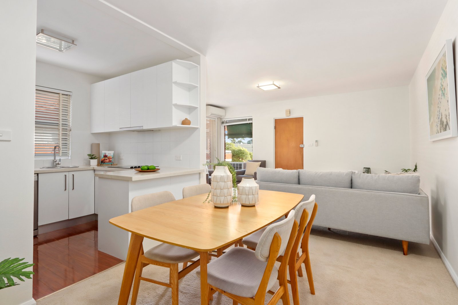 4/8 Letitia Street OATLEY 4