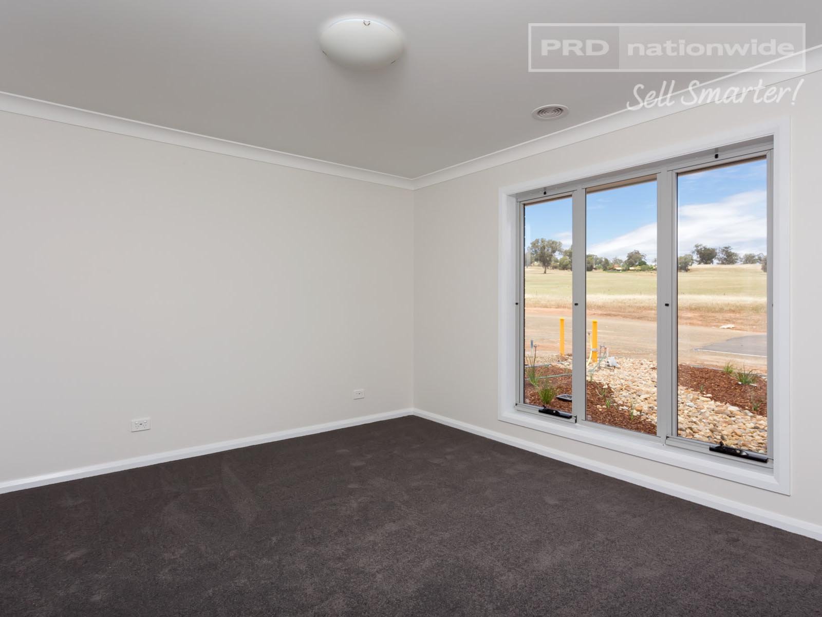 48 Lingiari Drive LLOYD 7
