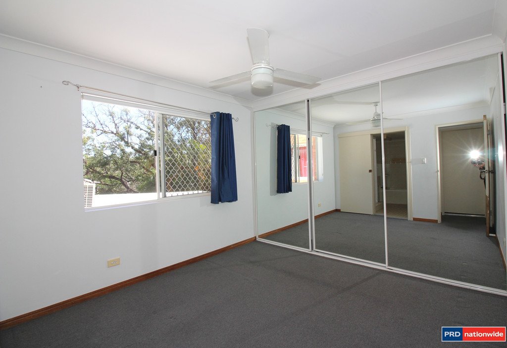 4/8 Little St  ALBION 5