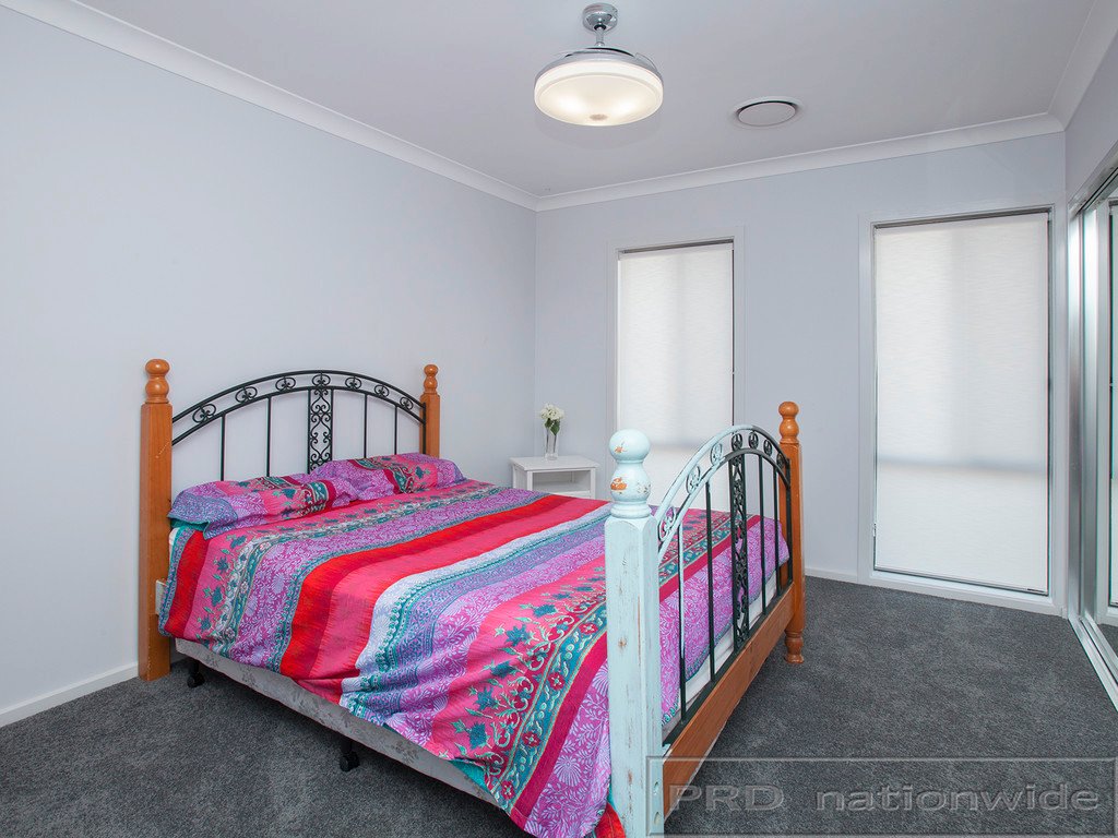 48 Mackellar Drive VACY 12