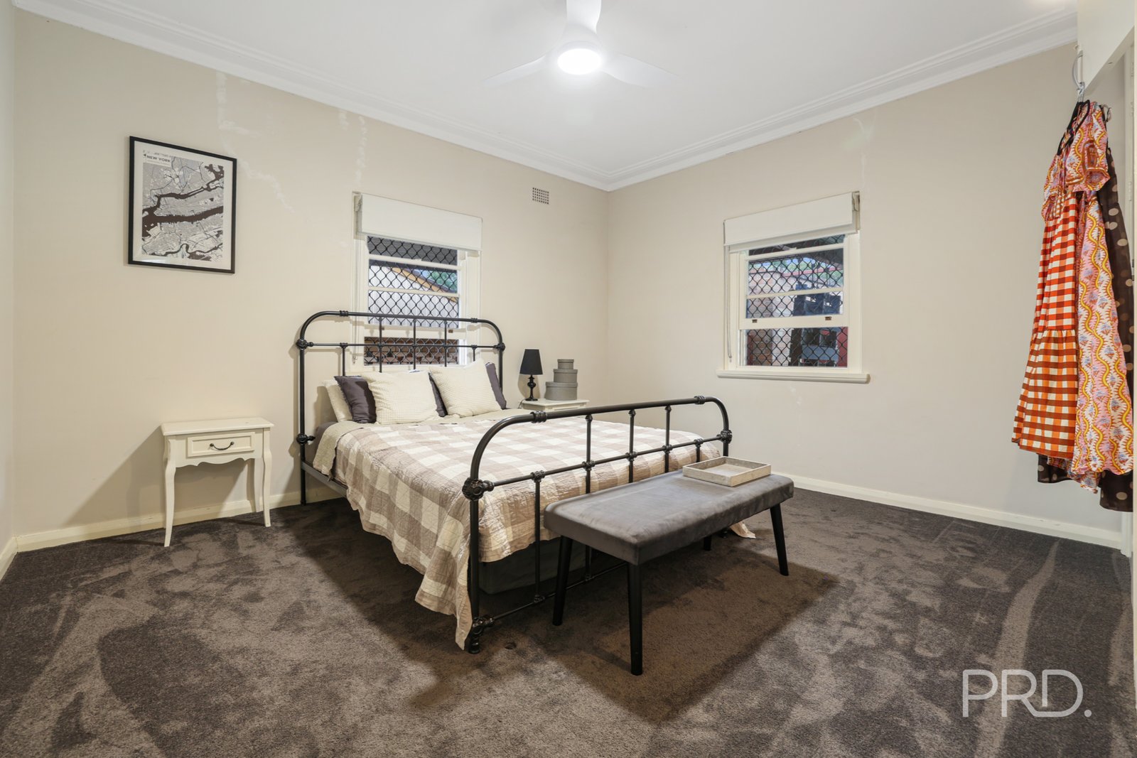 48 Mahony Avenue TAMWORTH 14