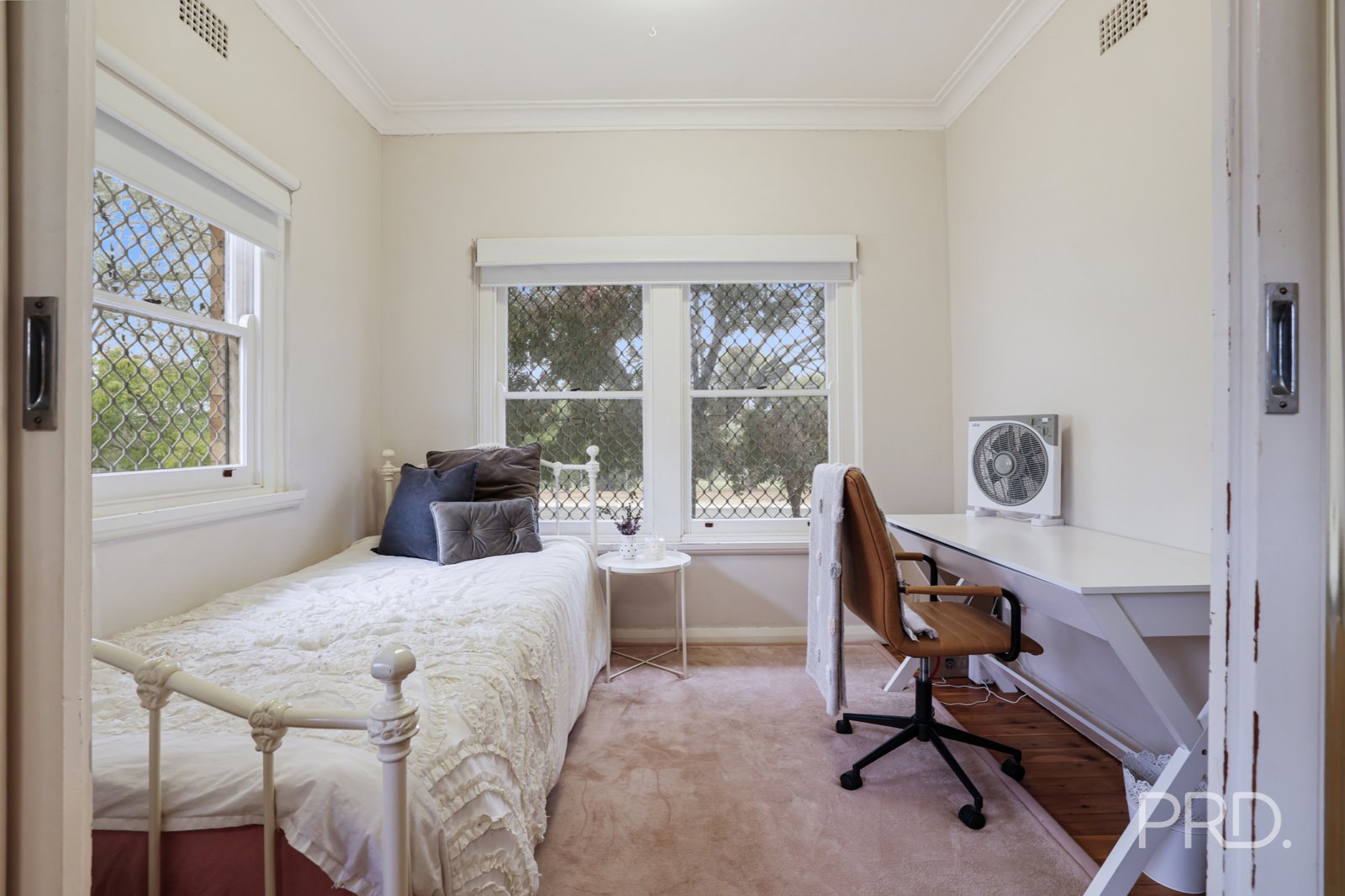 48 Mahony Avenue TAMWORTH 16