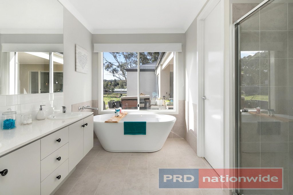 48 Main Street GORDON 12