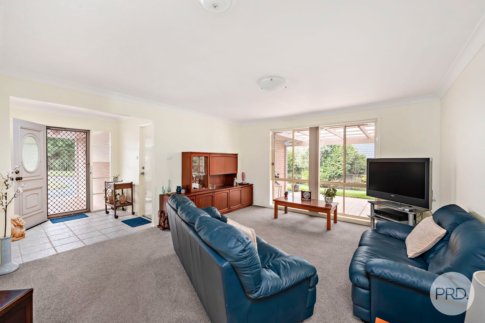 48 Mariner Crescent SALAMANDER BAY 9