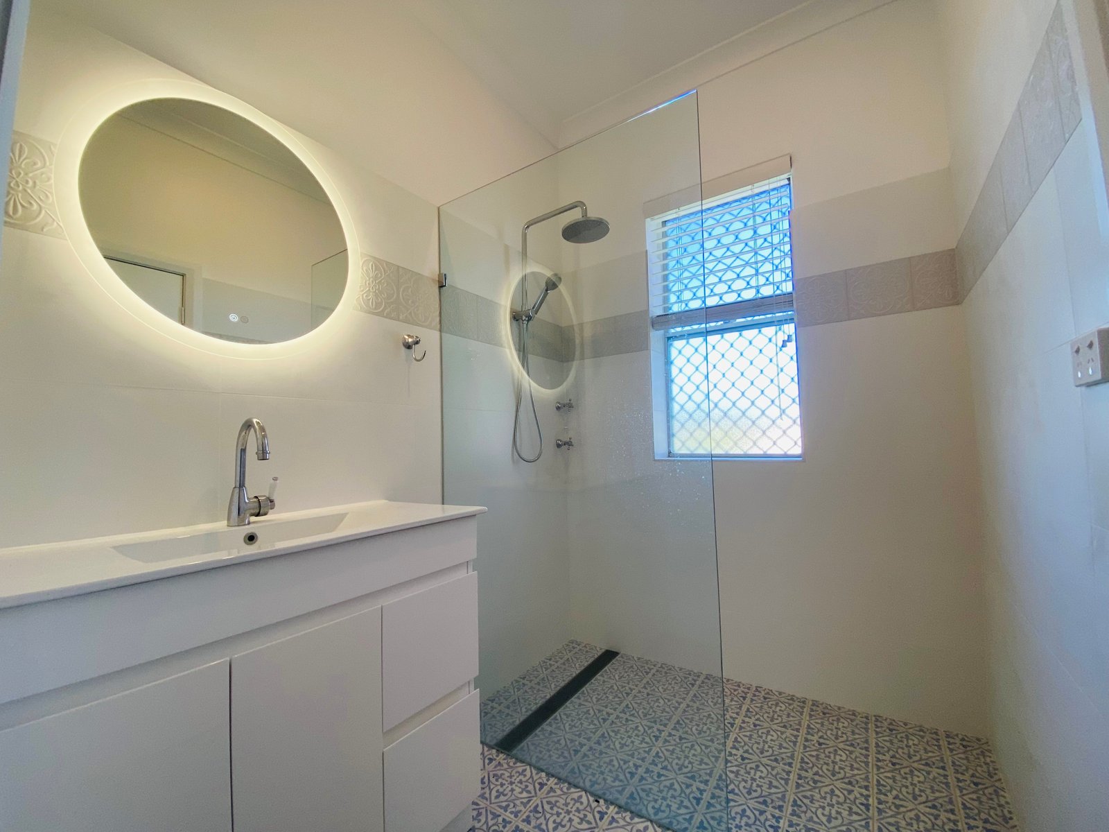 48 Mathews Street TAMWORTH 2