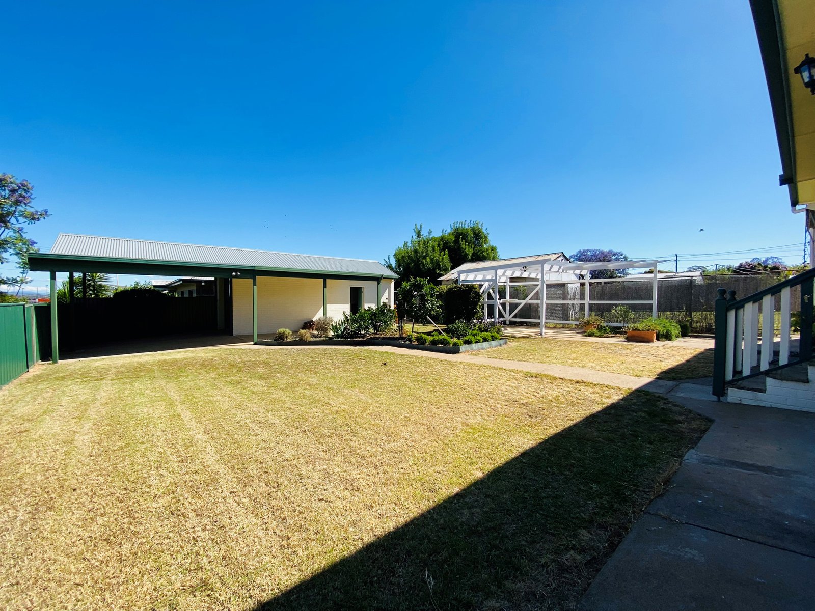 48 Mathews Street TAMWORTH 12