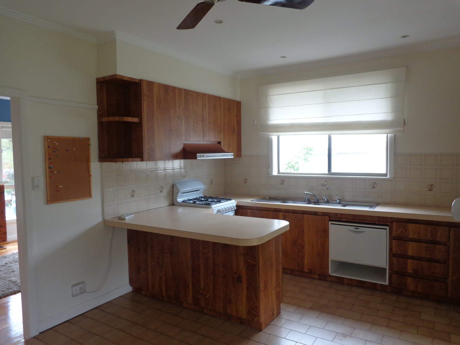 Gallery: 48 Middleton Street