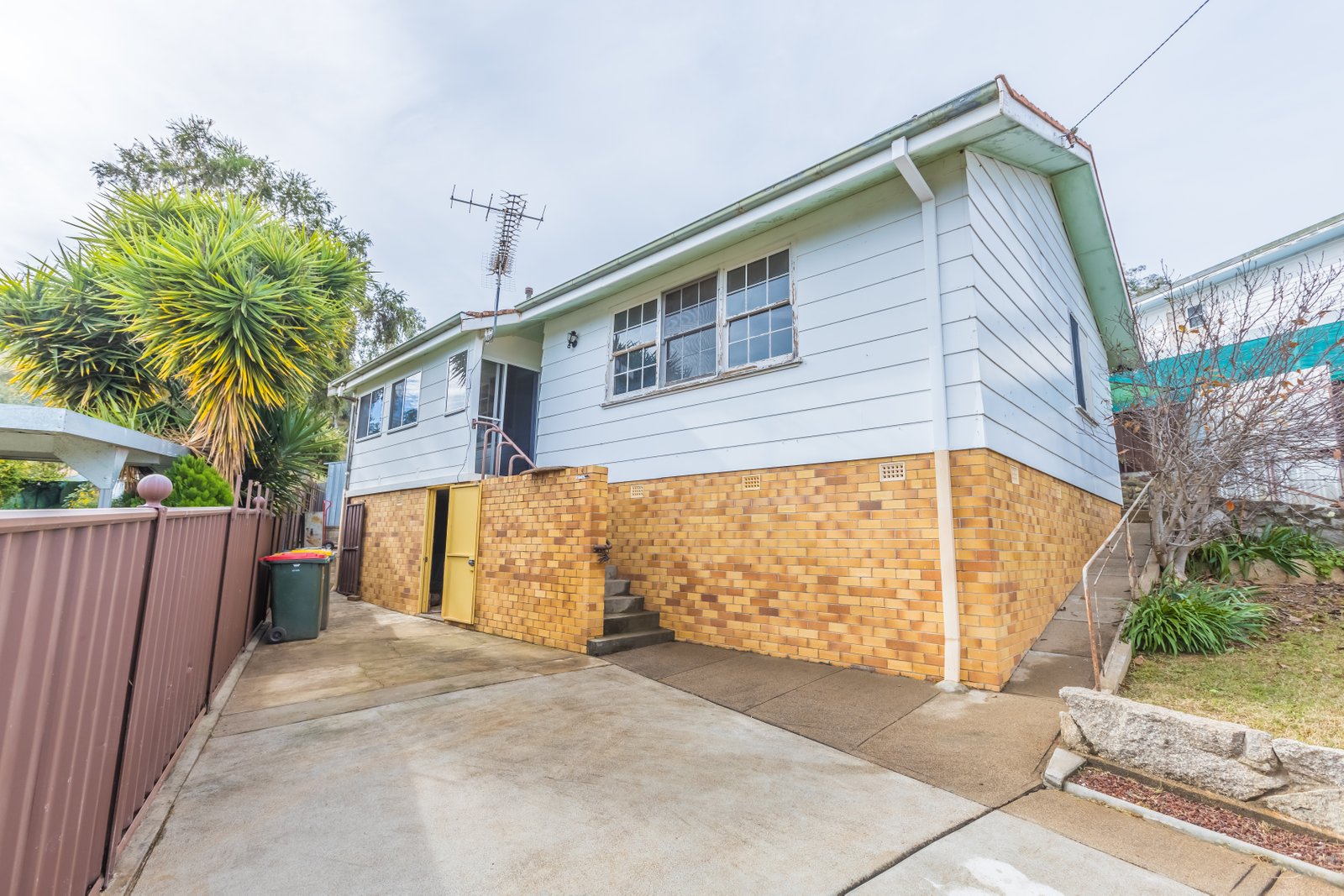 48 Mountview Crescent TAMWORTH 1