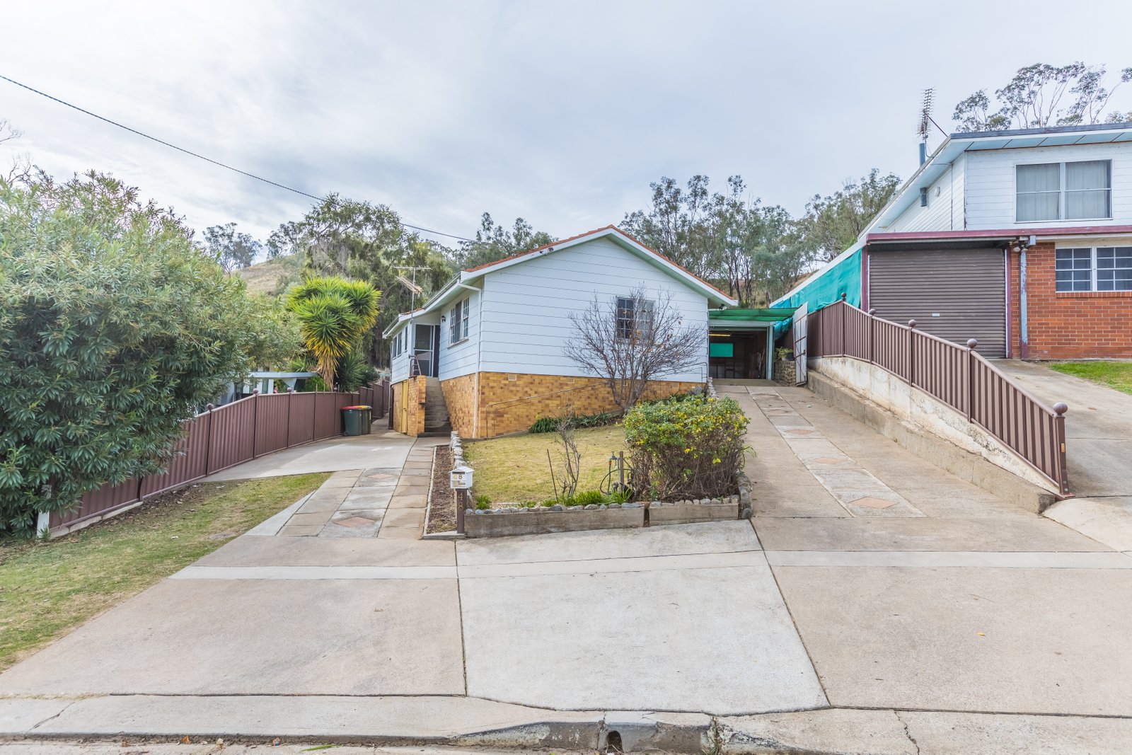 48 Mountview Crescent TAMWORTH 2