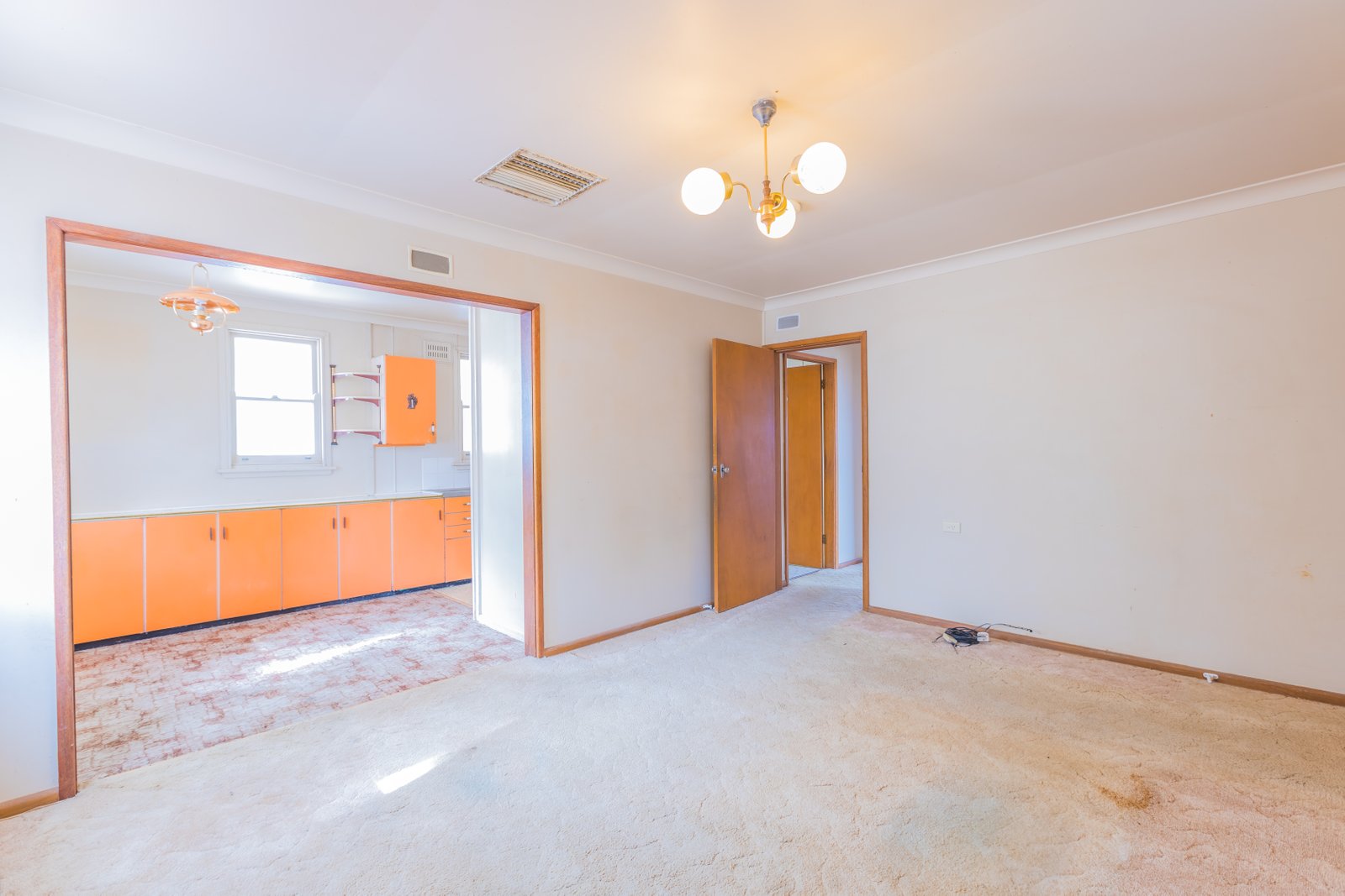 48 Mountview Crescent TAMWORTH 5