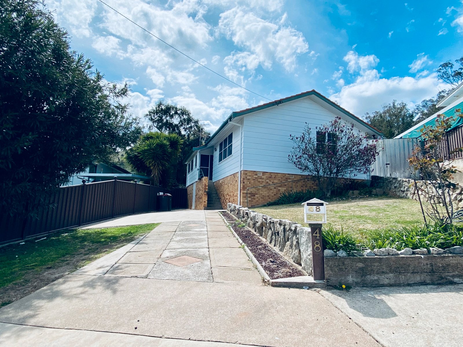 48 Mountview Crescent TAMWORTH 1