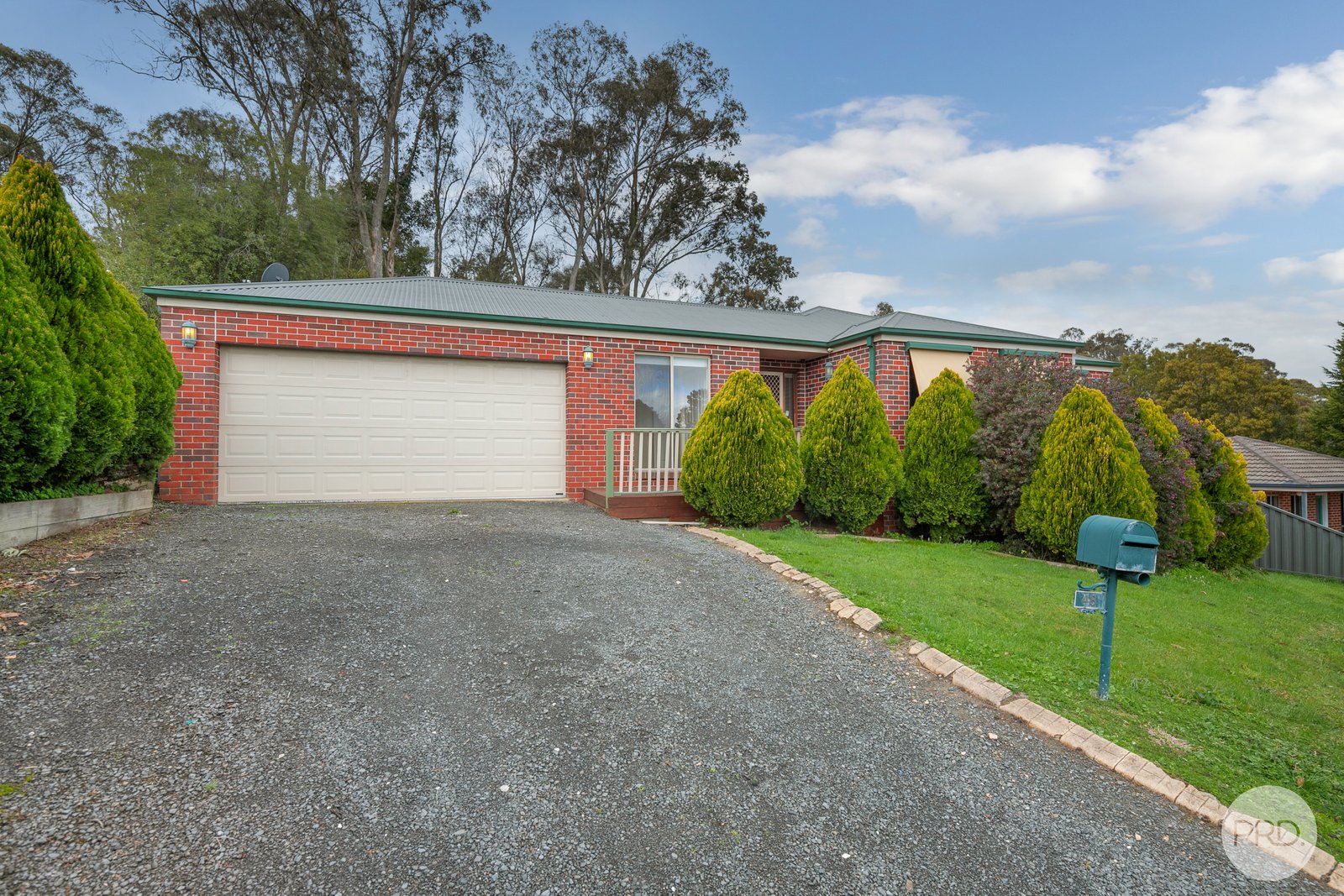 48 Oakbank Drive MOUNT HELEN 2