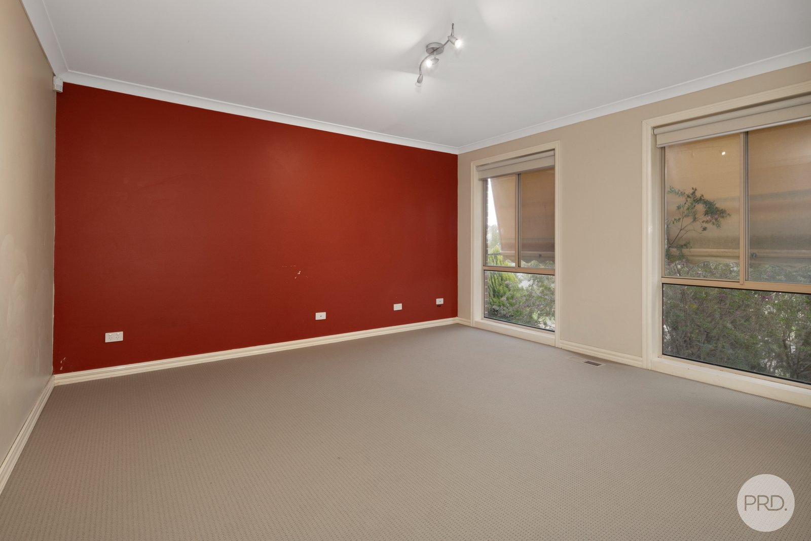 48 Oakbank Drive MOUNT HELEN 10