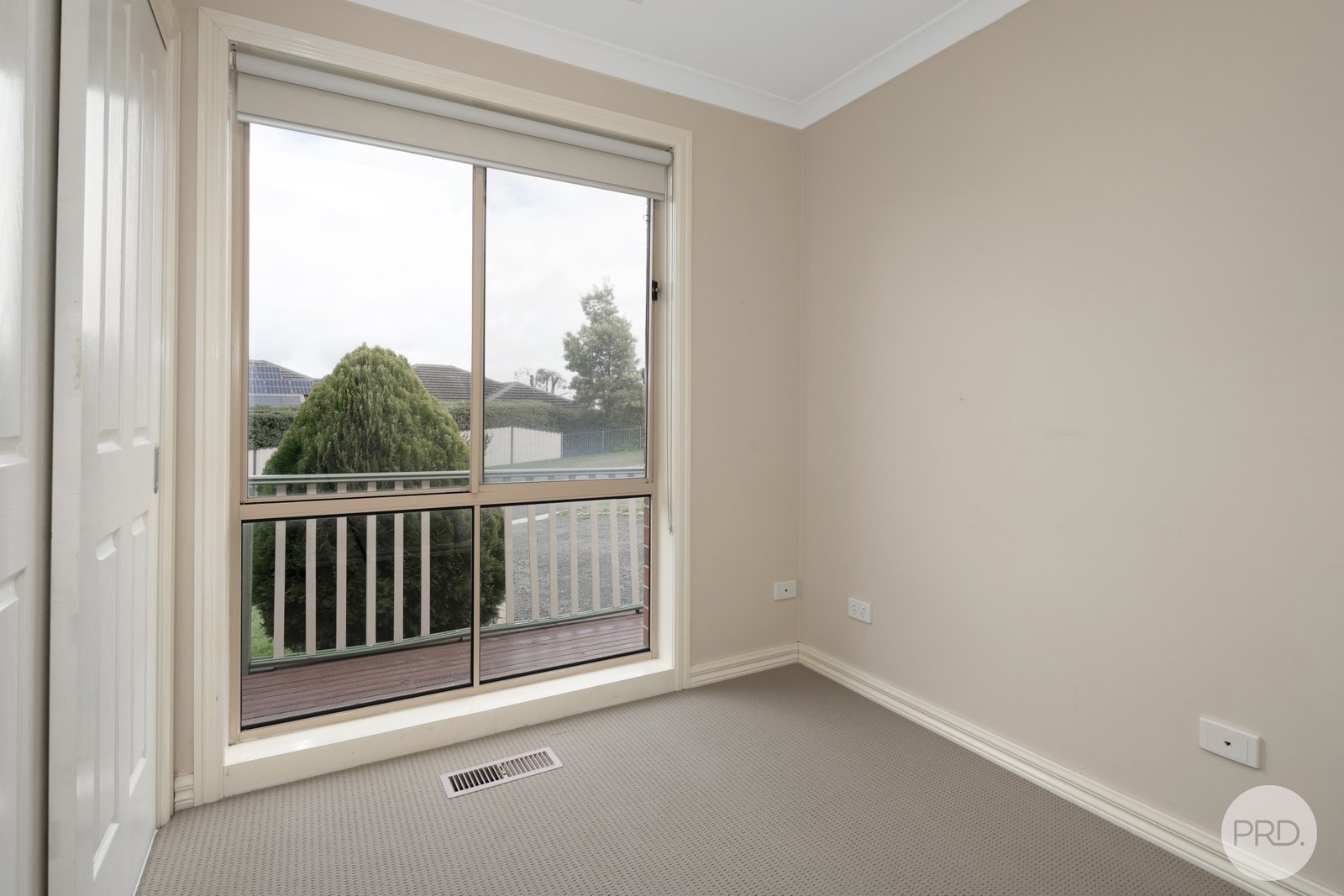 48 Oakbank Drive MOUNT HELEN 11