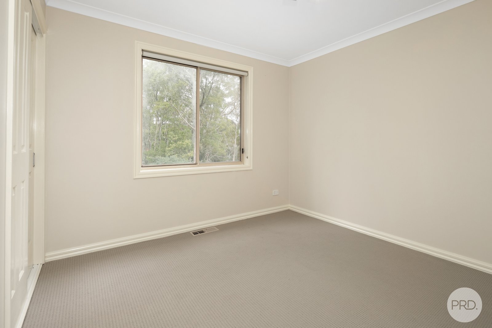 48 Oakbank Drive MOUNT HELEN 13